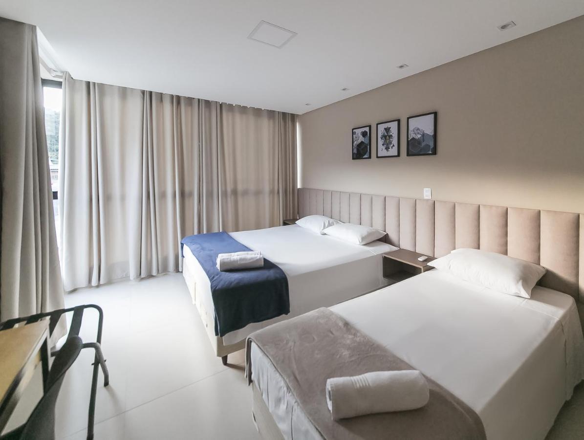Casa Requinte, 4 Suites , Piscina II Balneario Camboriu Ngoại thất bức ảnh